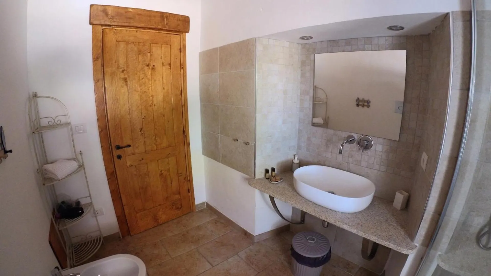Monti Russu Natural Guest House Aglientu