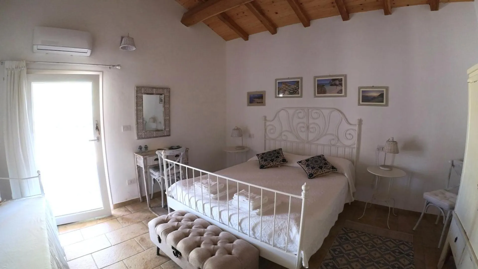 Monti Russu Natural Guest House Aglientu Italy