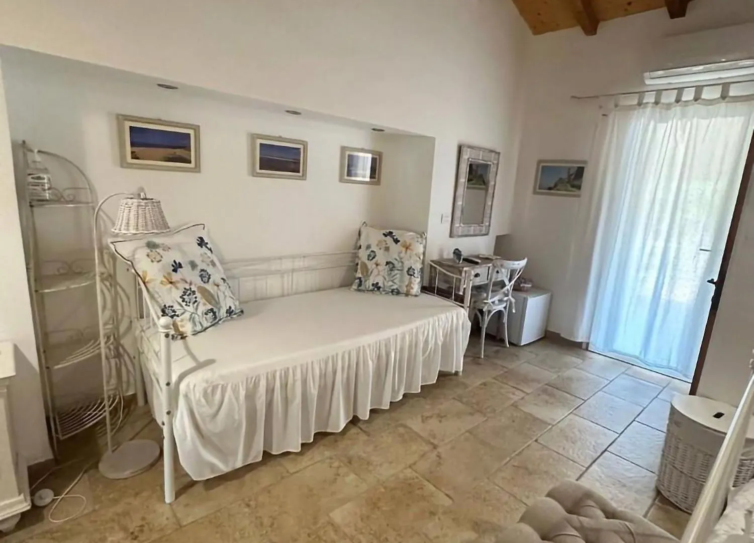 Monti Russu Natural Guest House Aglientu